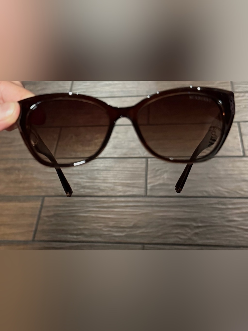 Brown Sunglass Decorative Accent - Unbranded